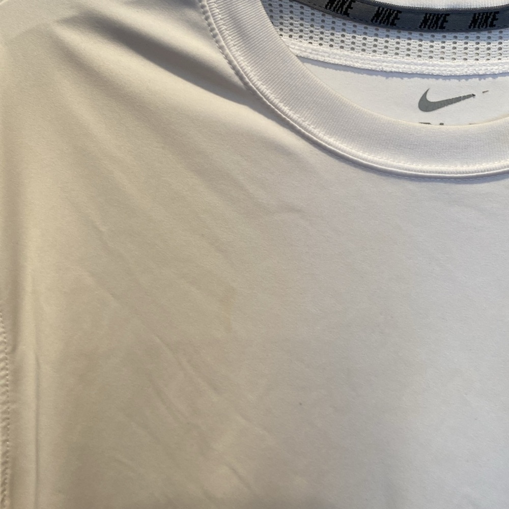 Nike Dri-Fit Mens Medium - Picture 2 of 4